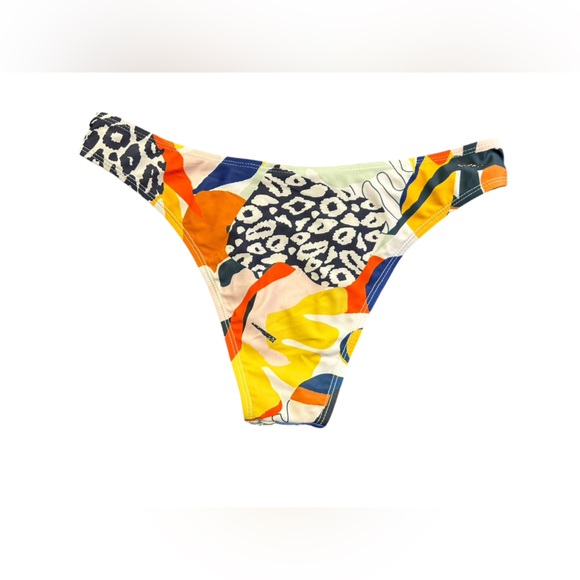 ESCAPE TO PARADISE womens size 10 cheeky high cut bikini swim bottoms NWT - Picture 4 of 6